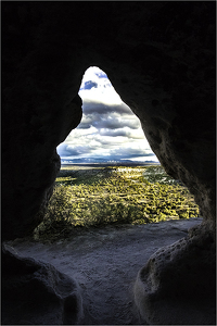 Pueblo Cave, Tsankawi, NM - Photo by Nancy Schumann