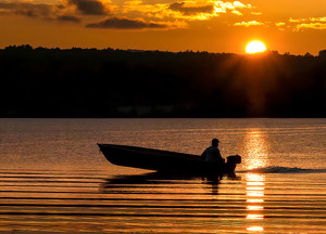 Sunset Boater - Photo by Mary Anne Sirkin