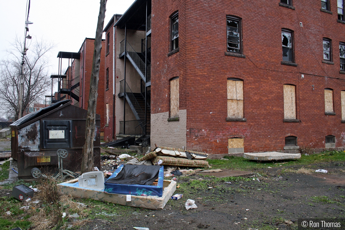 Hartford slums by Ron Thomas