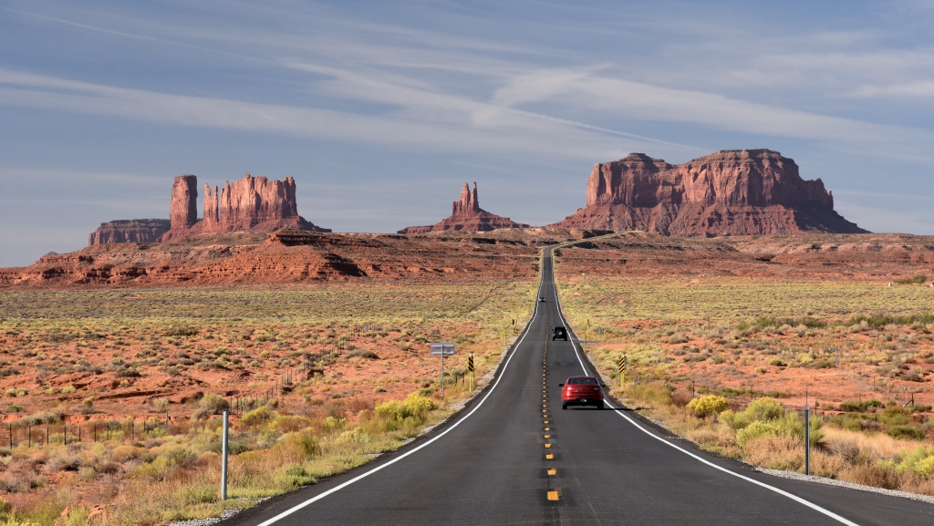 Road to Monument Valley by Susan Case