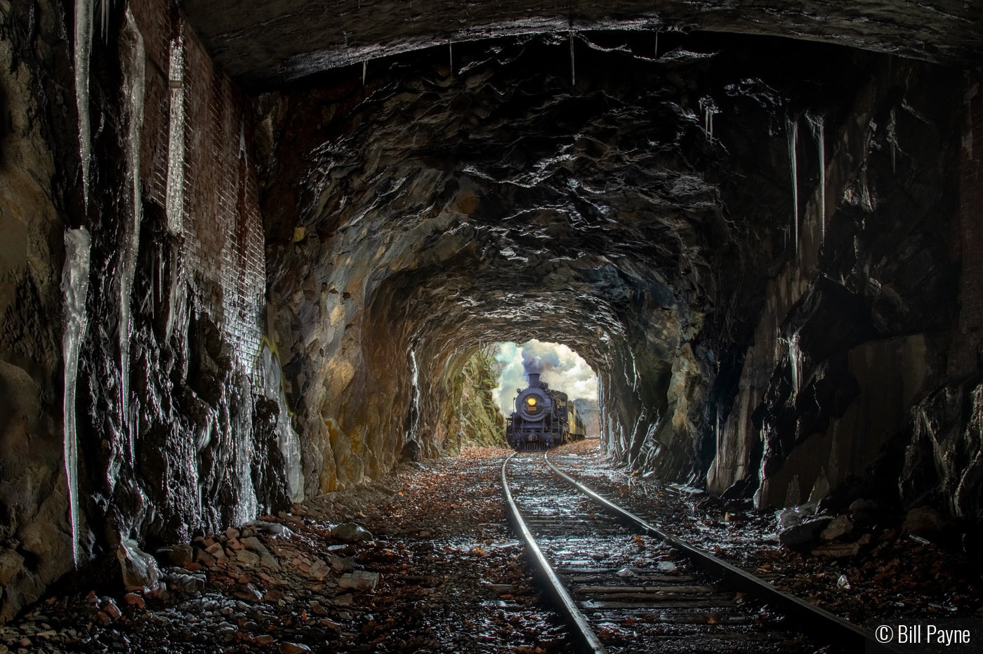 Taft Tunnel by Bill Payne