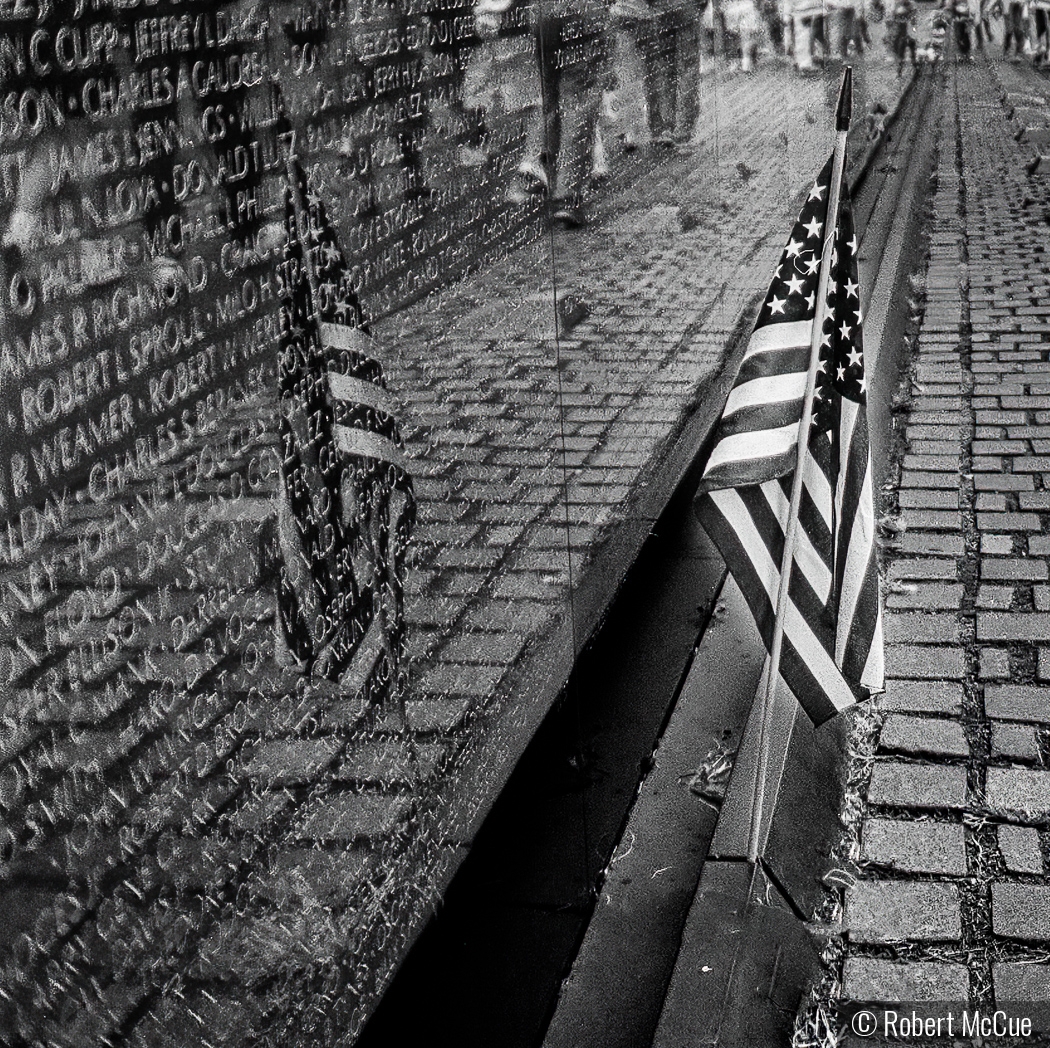 Vietnam Veterans Memorial by Robert McCue