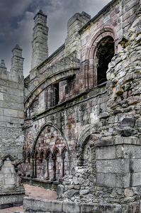 Hollyrood Abbey - Edinburgh - Photo by Art McMannus