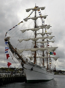 Mexican Navy Ship - Photo by Charles Hall