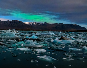 Class B 2nd: Northern Lights over Ice Lagoon, Iceland by Richard Provost