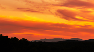 Vermont Sunset - Photo by Ian Veitzer