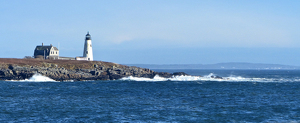 Wood Island Light ME - Photo by Bruce Metzger